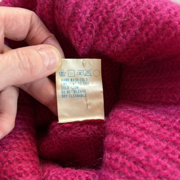OILILY high cowl neck fuchsia sweater vest with pocket! Size S. Mohair w/ nylon. - Picture 4 of 8